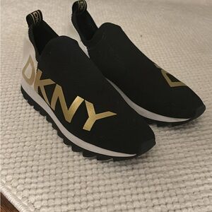 DKNY Women’s Sneakers Size 8.5